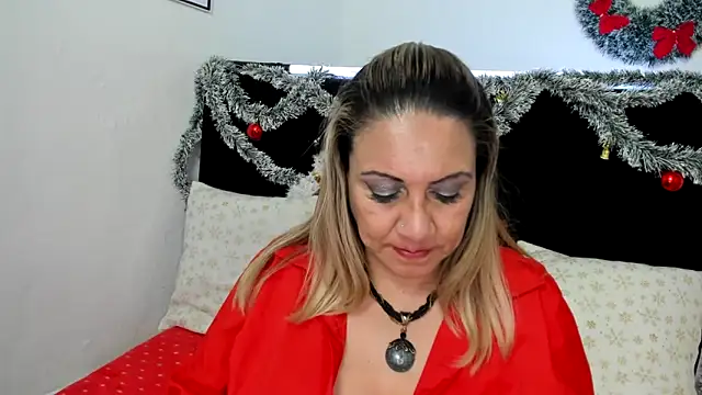 Snapshot of yayita_mature chatting on 12/20/25, 01:29 yayita mature online show from 12/20/25, 01:29
