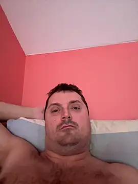 Snapshot of Corle124 chatting on 02/06/25, 10:10 Corle124 online show from 02/06/25, 10:10