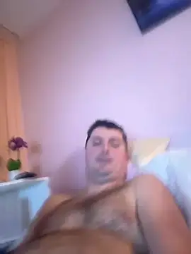 Snapshot of Corle124 chatting on 02/10/25, 06:35 Corle124 online show from 02/10/25, 06:35