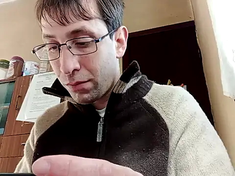 White rabbit  online show from 02/05/25, 10:51