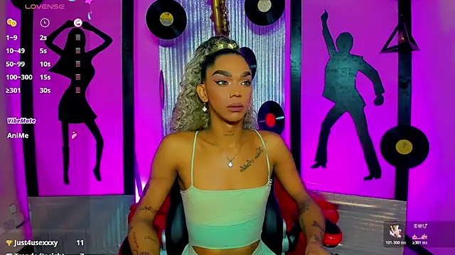 nickyminach  online show from 02/17/26, 03:14