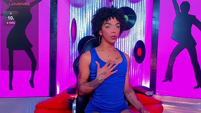 nickyminach  online show from 04/18/26, 07:29