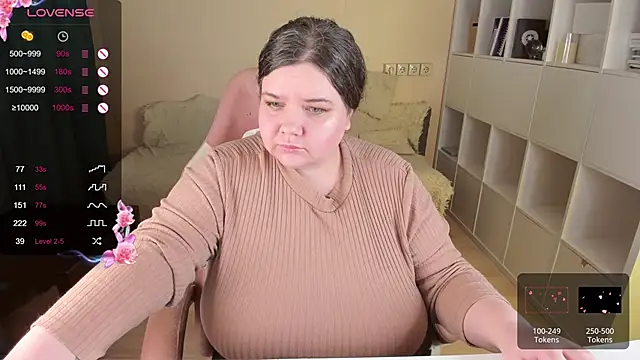 PlumPie online show from 09/26/25, 07:29