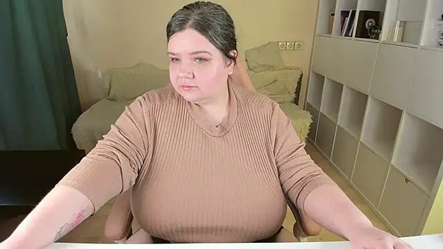 PlumPie online show from 10/11/25, 09:41