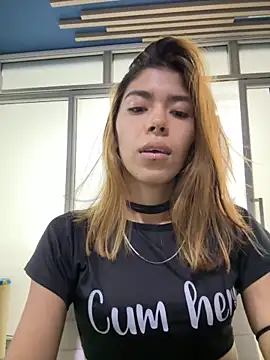 Snapshot of Girl_Cherry chatting on 02/04/25, 10:54 Girl Cherry online show from 02/04/25, 10:54