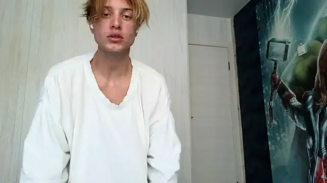 Snapshot of Cryptikov chatting on 07/01/26, 05:20 Cryptikov online show from 07/01/26, 05:20