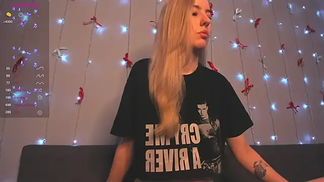 Fire moth online show from 01/19/26, 06:17