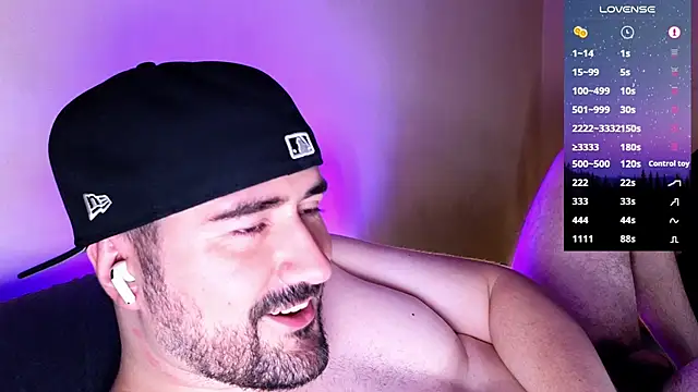 Snapshot of DominantTheo chatting on 02/20/25, 06:17 DominantTheo online show from 02/20/25, 06:17