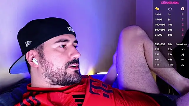 Snapshot of DominantTheo chatting on 03/02/25, 03:34 DominantTheo online show from 03/02/25, 03:34