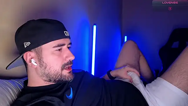 DominantTheo online show from 03/22/26, 03:43