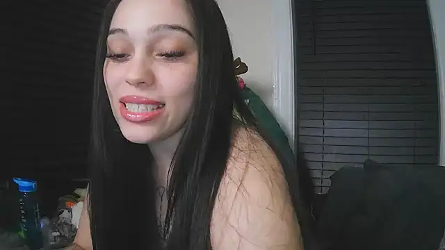 sapphirestorm8 online show from 04/23/26, 03:30