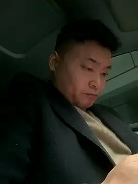 Snapshot of S00 chatting on 12/09/24, 04:23 S00 online show from 12/09/24, 04:23