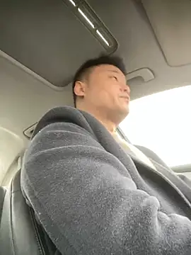 Snapshot of S00 chatting on 12/11/24, 03:35 S00 online show from 12/11/24, 03:35