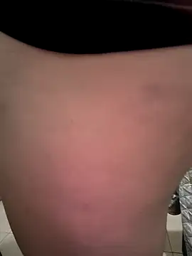 VIC22SECRET online show from 11/28/25, 01:19