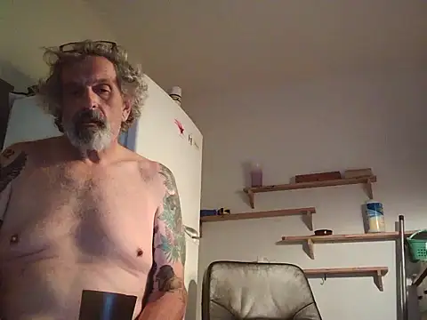 Victoria121565 online show from 03/28/26, 12:16