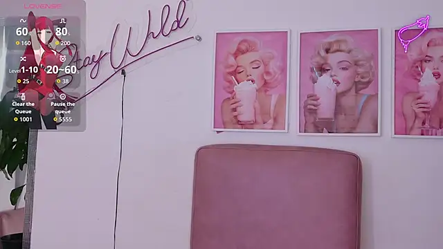 Adele LatinLady online show from 02/11/26, 09:09