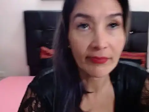 Violette Adams online show from 06/08/26, 01:44
