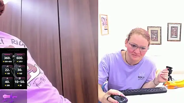 Paulina Davis  online show from 02/23/25, 09:26