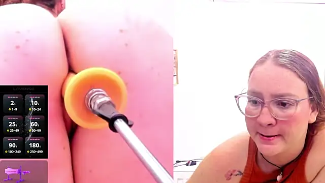 Paulina Davis  online show from 02/28/25, 06:54