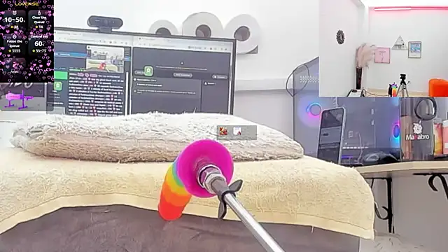 Paulina Davis  online show from 02/09/26, 10:58