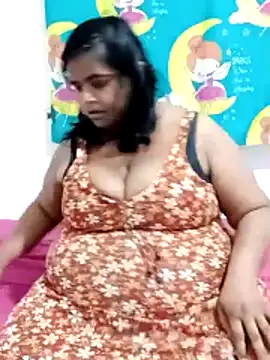 SusanaEshwar online show from 02/28/26, 01:39