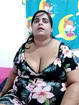 SusanaEshwar online show from 04/14/26, 10:27