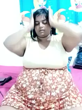 Snapshot of SusanaEshwar chatting on 05/26/26, 10:06 SusanaEshwar online show from 05/26/26, 10:06