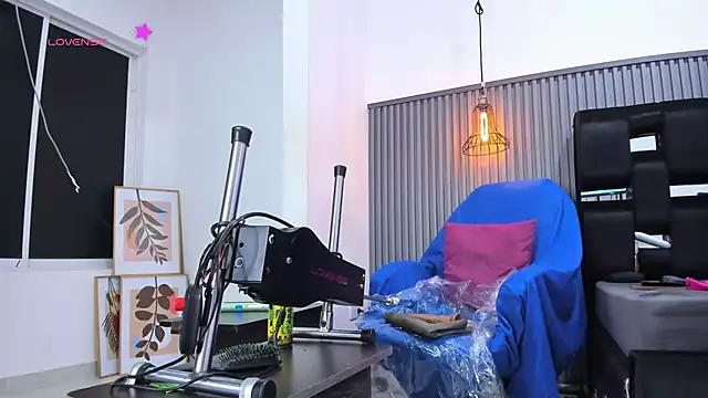 levana1 online show from 09/16/25, 02:45