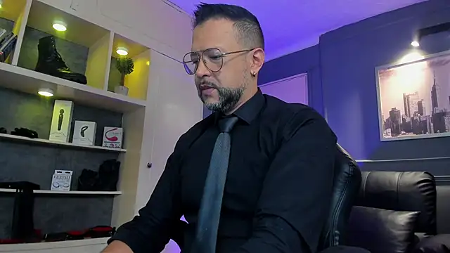 MrFrank tattoo online show from 11/28/25, 12:19