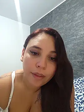 LizzRouse online show from 11/30/25, 03:49