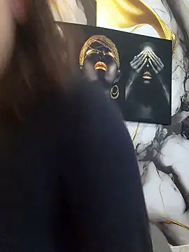 LizzRouse online show from 04/22/26, 08:10