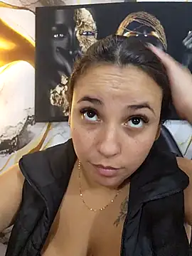 Snapshot of LizzRouse chatting on 07/30/26, 08:52 LizzRouse online show from 07/30/26, 08:52