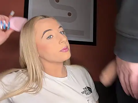 Strongqueen online show from 03/15/25, 09:49