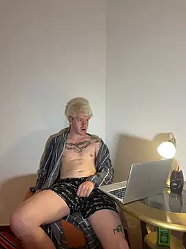 D anielll online show from 06/04/26, 11:44
