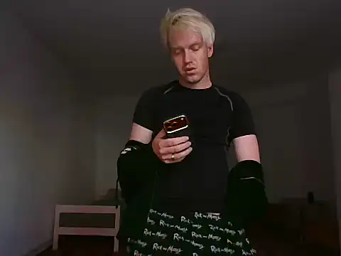 D anielll online show from 06/09/26, 05:08