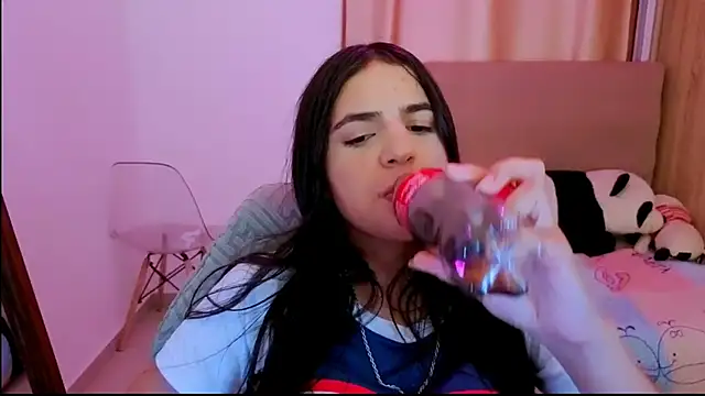  elenna online show from 04/11/26, 06:12