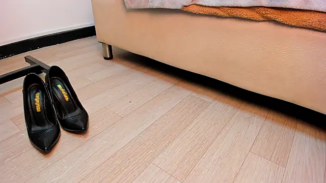  rebecca1 online show from 11/13/25, 03:55