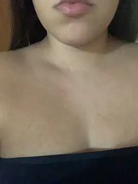 Snapshot of pinkangell chatting on 03/18/25, 10:37 pinkangell online show from 03/18/25, 10:37