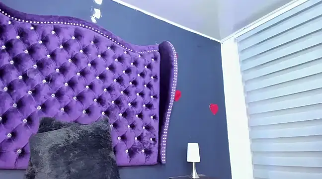 Snapshot of perla7777 chatting on 03/07/25, 07:08 perla7777 online show from 03/07/25, 07:08