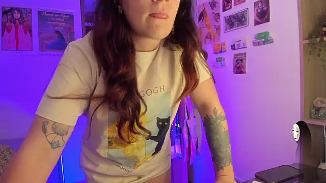 Snapshot of linda_giggle chatting on 05/30/26, 12:52 linda giggle online show from 05/30/26, 12:52
