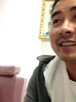 guozuo online show from 11/01/25, 02:08