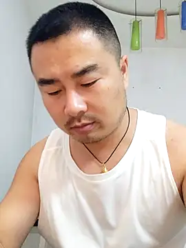 Snapshot of guozuo chatting on 05/10/26, 02:00 guozuo online show from 05/10/26, 02:00