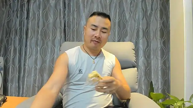Snapshot of guozuo chatting on 05/28/26, 01:52 guozuo online show from 05/28/26, 01:52