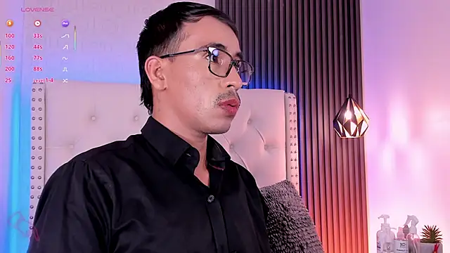 mr aronnn online show from 09/25/25, 10:30