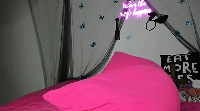 ThickAssRena online show from 01/11/25, 09:46