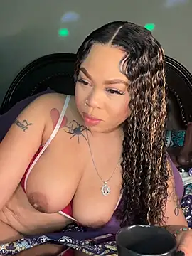 ThickAssRena online show from 07/06/26, 05:37