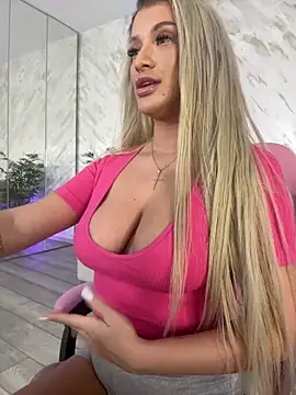 SinwithAmy online show from 12/17/25, 04:57