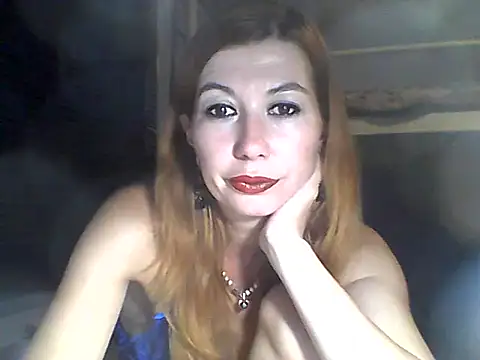 Snapshot of Olesja chatting on 06/17/26, 08:10 Olesja online show from 06/17/26, 08:10