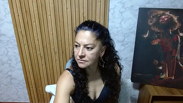 Snapshot of Anitta_muscle chatting on 07/11/26, 11:28 Anitta muscle online show from 07/11/26, 11:28
