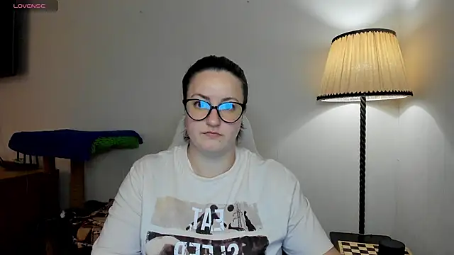 Snapshot of Christen_John_lover chatting on 10/15/25, 02:28 Christen John lover online show from 10/15/25, 02:28